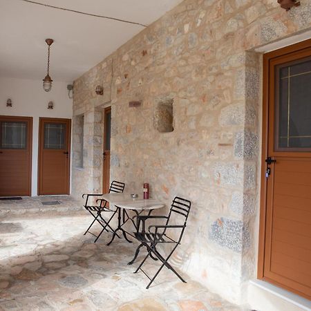 Traditional House Alepis In Areopolis Esterno foto