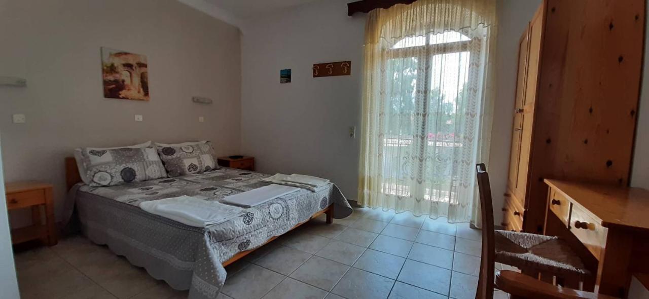 Traditional House Alepis In Areopolis Esterno foto